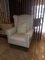 930*900*1150mm Sofa Chair Tufted Fabric Recliner simple blanc ont roulé le bras